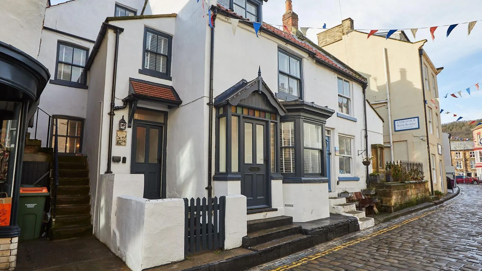 Toffee Crackle Villa Staithes 0*,